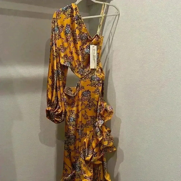 Bronx and Banco Dresses & Skirts - Women’s Bronx & Banco Hanna Gown One Should Dress Size: 8L